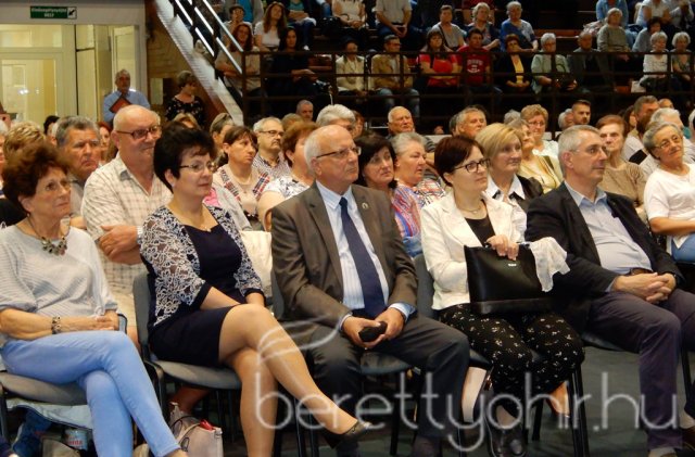 Dr. Papp Lajos szívsebész Berettyóújfaluban 03